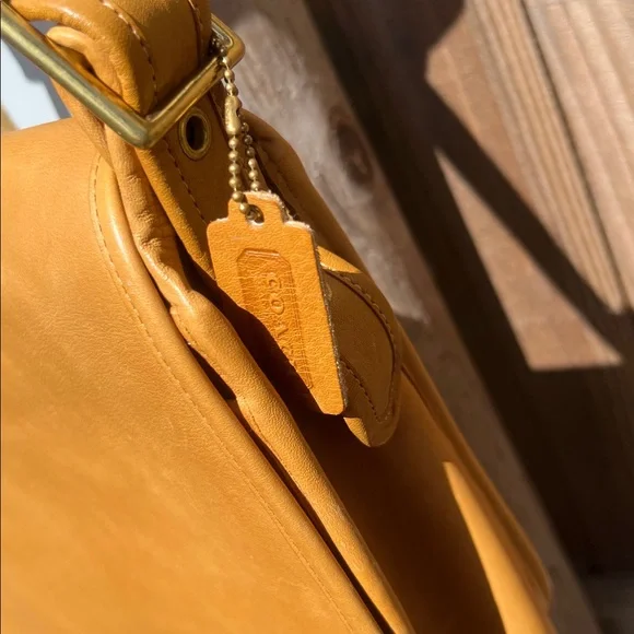 Coach Vintage - Picture 4 of 13